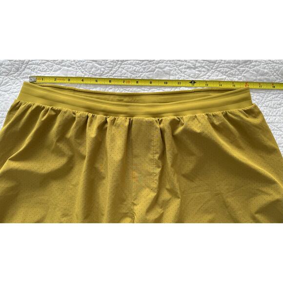 Lululemon Men's Surge 6" Shorts Size XL - Picture 8 of 8